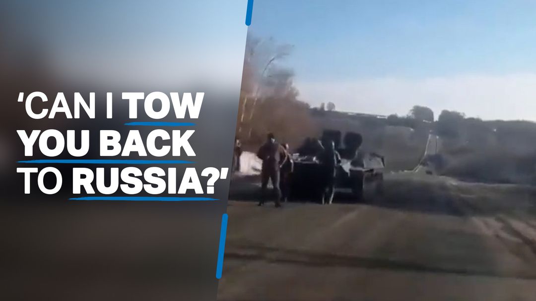 Ukrainian man offers to tow back stalled Russian tank