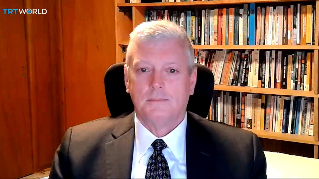 Bank of England chief tells pension funds they have three days to rebalance