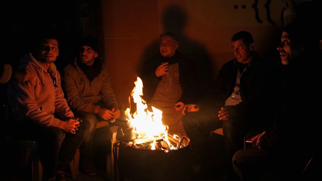Gaza Winter: Poor families suffer during cold season