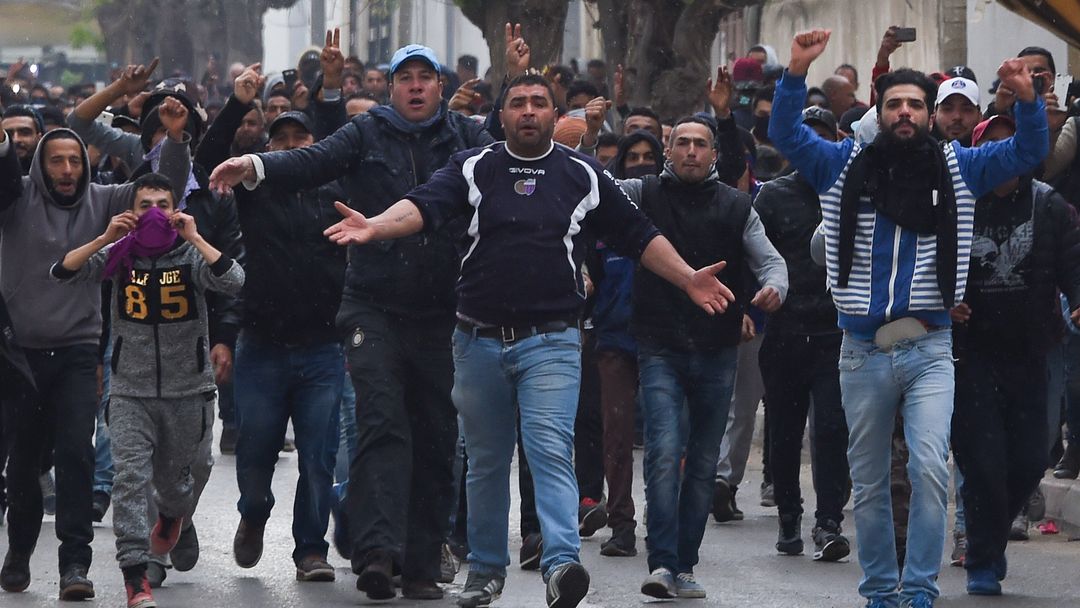 Tunisia Protests: Thousands of soldiers deployed to restore order