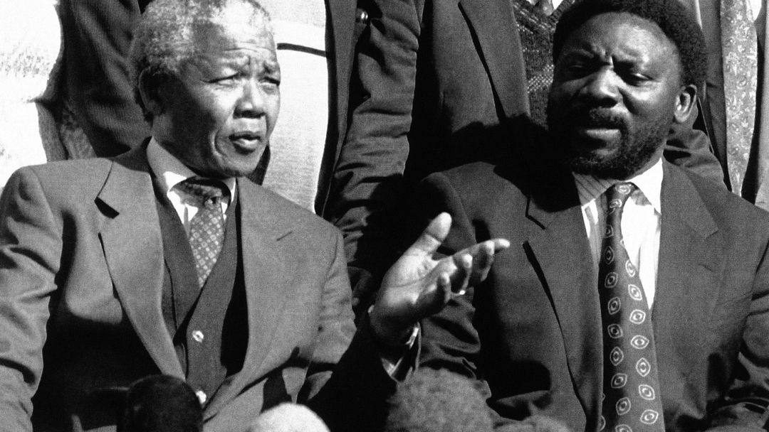 Nelson Mandela sworn-in as South Africa's first black president | Retrospect