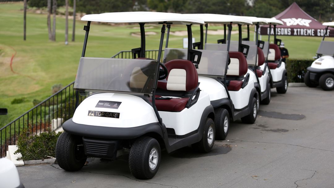 Golf cart prices top luxury cars in Hong Kong | Money Talks