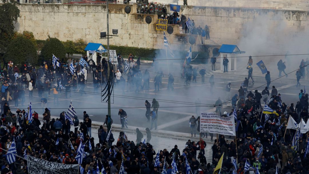 Macedonia Name Dispute: Violent clashes in Greece as thousands protest