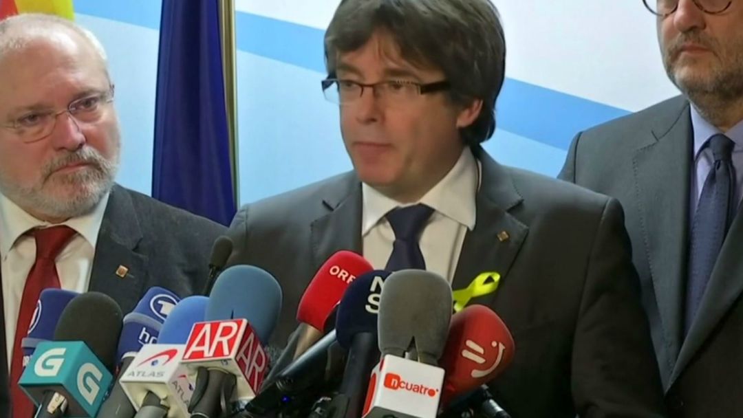 Catalan Crisis: Spanish PM rejects call for Puigdemont talks