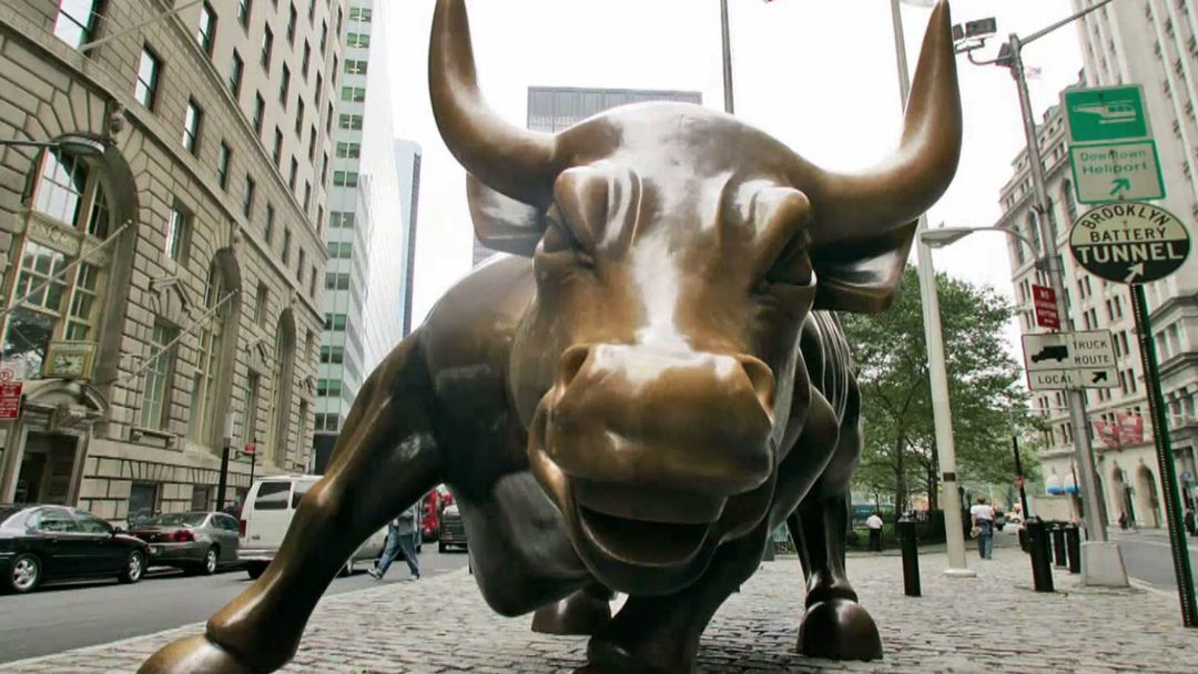 Money Talks: Falling tech stocks pull down S&P 500