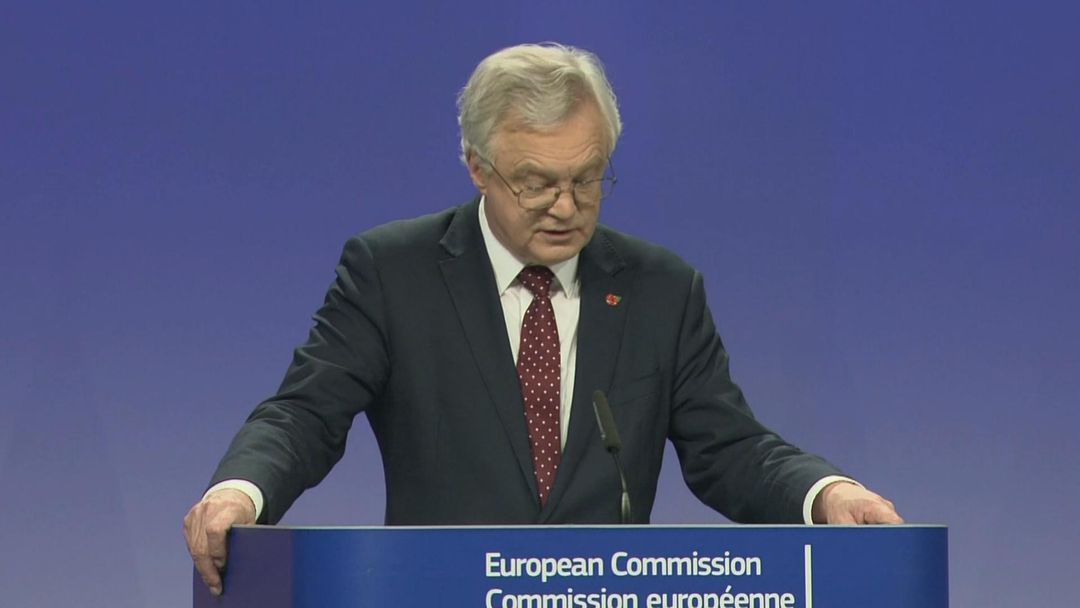 Money Talks: EU gives UK two week deadline on Brexit bill