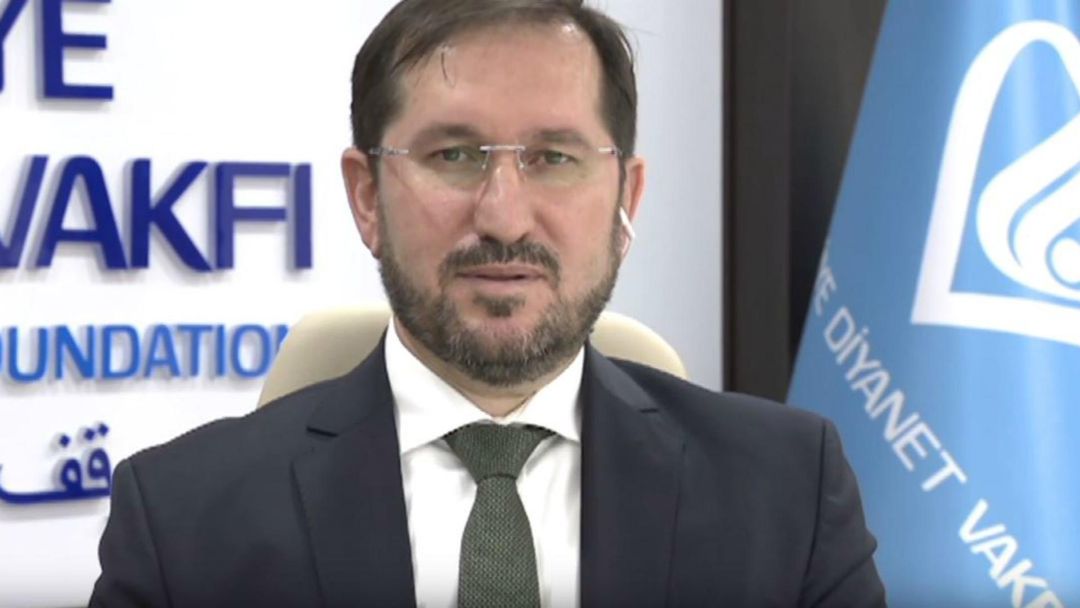 Strait Talk: Interview with Mustafa Tutkun