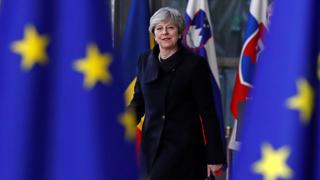 Prime Minister Theresa May loses two pro-Brexit ministers | Money Talks