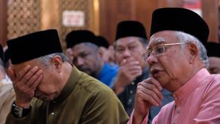 Malaysia Politics: Defeated PM blocked from leaving country