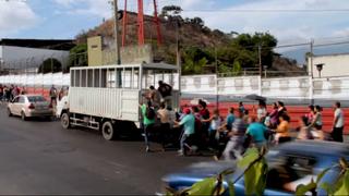Venezuela on the Edge: Economic crisis causing vehicle 'cannibalism'