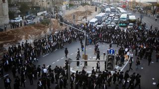 Jerusalem Protests: Orthodox Jews demonstrate against joining army