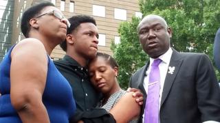 'Wrong Apartment' Shooting: Protests after police murders unarmed black man