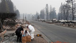 California Wildfires: Nearly a thousand people still missing