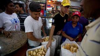 Venezuelan businesses battle hyperinflation | Money Talks