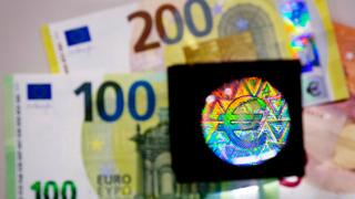 ECB’s stimulus plans weigh heavily on the Euro | Money Talks