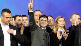 Ukraine Election: Comedian wins presidential poll