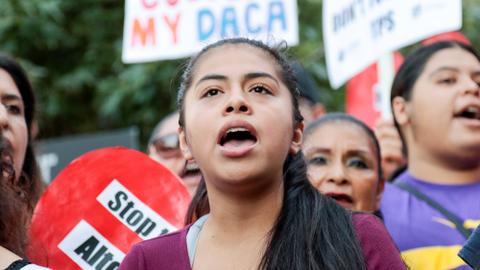 Trump threatens to scrap protection for Dreamers