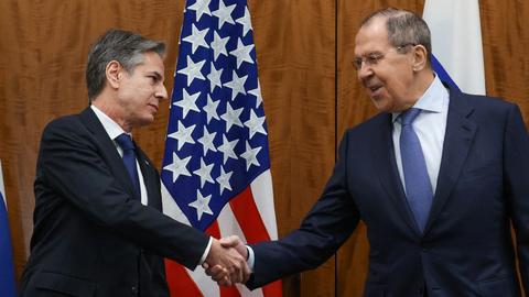 US, Russia agree to soothe Ukraine tensions, more talks next week