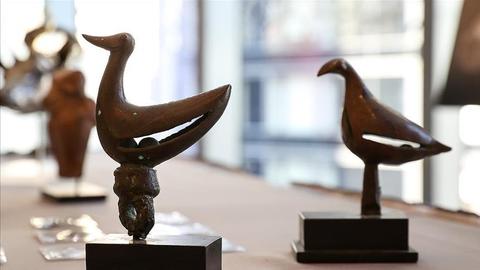 US returns smuggled historical artefacts to Turkiye