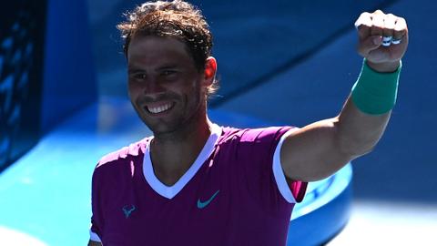 Rafael Nadal into Australian Open quarter finals for the 14th time