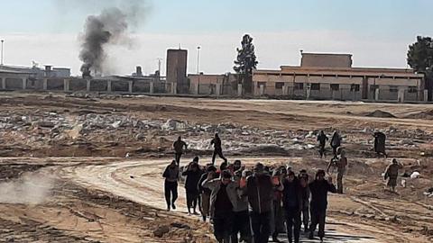 Clashes displace thousands of Syrians after prison attack