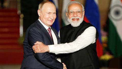 India firms swapping US dollar for Asian currencies to buy Russian coal