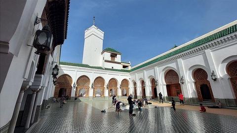 A Moroccan tradition: Aldurus Alhasania