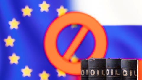 Support for ban on Russian oil grows within European Union