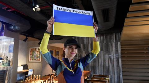 Ukrainian climber summits Everest 'for her people'
