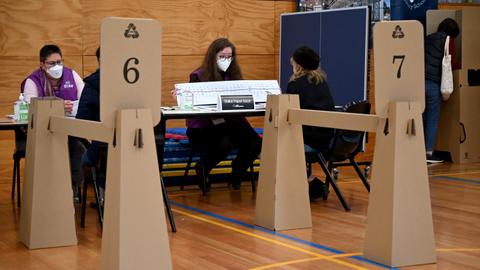Polls close, vote counting begins in Australia's tightly fought election