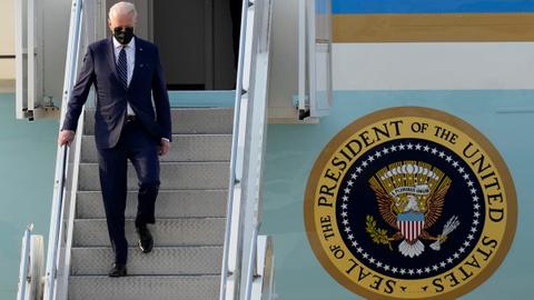 Biden signs $40B military, economic support package for Ukraine