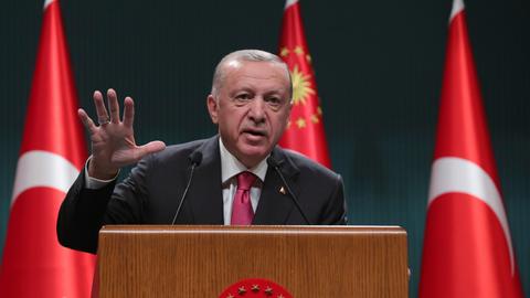 Erdogan: Türkiye will complete safe zone along southern border