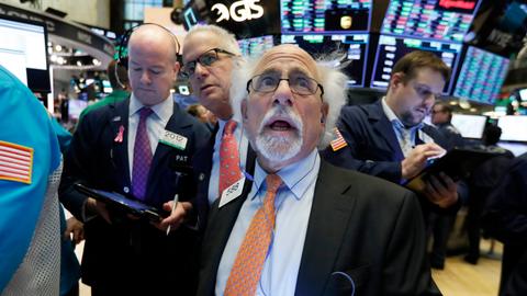 Stock markets slump amid concerns over weak global growth