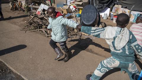 Over 800 children separated from families in eastern DRC clashes