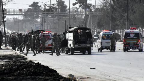 Suicide bombing kills soldiers in Pakistan's tribal northwest
