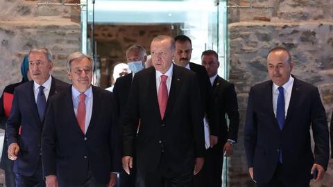 Türkiye 'emerges' as a major diplomatic player in Ukraine conflict