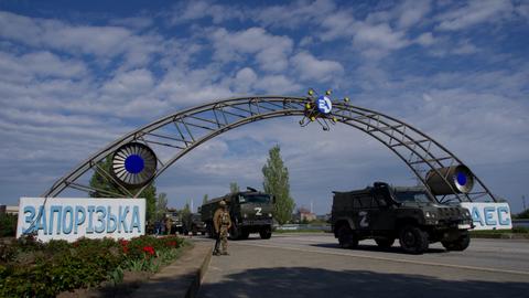 Live blog: Ukraine 'targeting' Russians shooting at, or from nuclear plant