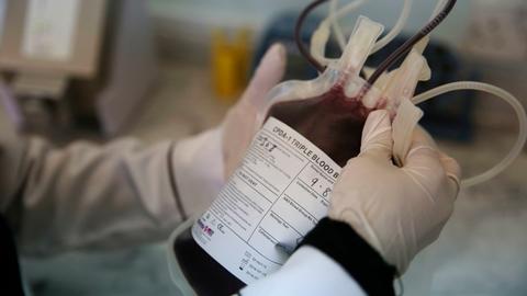 UK to pay thousands of victims who received tainted blood