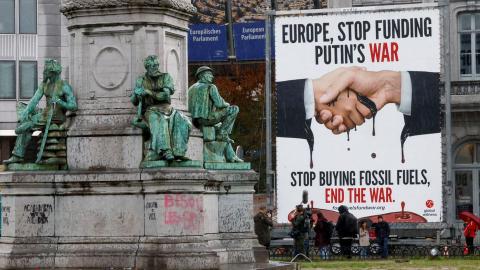 Live blog: EU proposes eighth batch of sanctions against Russia