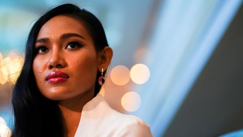 Outspoken Myanmar beauty queen gets asylum in Canada