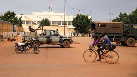 Shots heard near Burkina Faso presidency, military headquarters