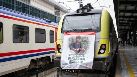Türkiye's 13th 'Kindness Train' sets off for flood-hit Pakistan