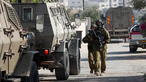 Israeli forces shoot dead two Palestinians in occupied West Bank