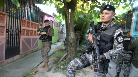 El Salvadoran troops conduct second major gangs crackdown