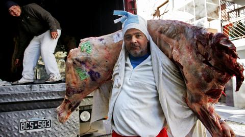 Argentina bars butchers from carrying ‘half-animal’ on their back