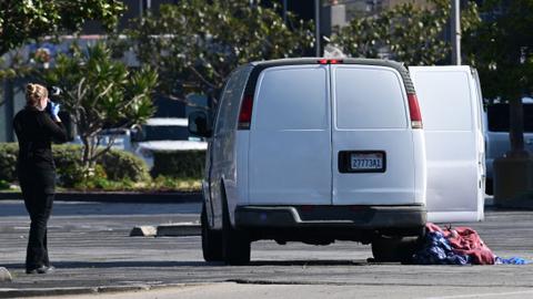 US van standoff ends as police hunt California mass shooter