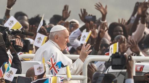 Pope urges end to ethnic hatred at open-air mass in South Sudan