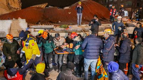 Live updates: Deadly quakes trigger massive rescue effort in Türkiye, Syria