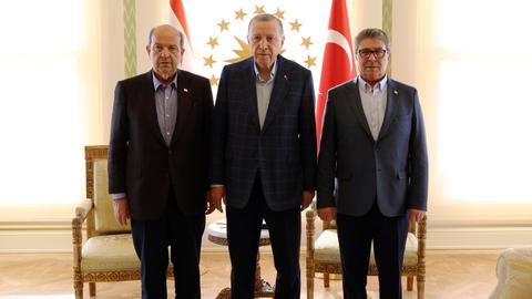 Türkiye’s president meets Turkish Cypriot counterpart in Istanbul