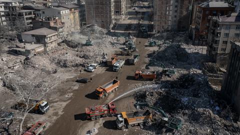 Focus on rebuilding as UN officials visit quake-hit Türkiye